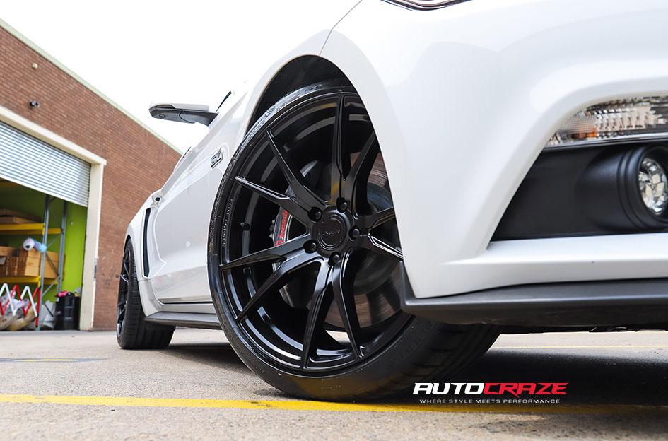FORD MUSTANG SF06 SATIN BLACK